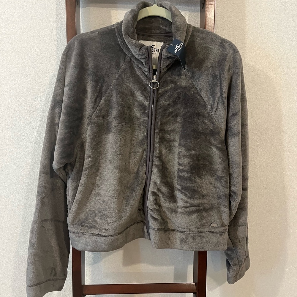 Hollister hoodie size S gray color super soft NWT